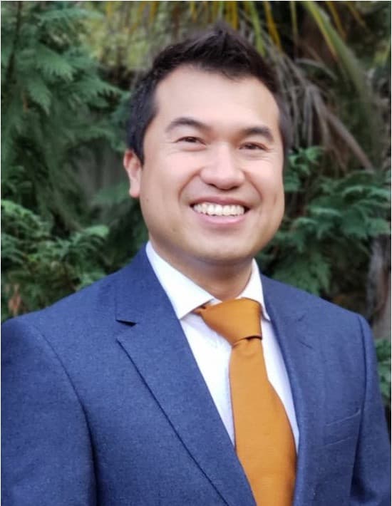 Portrait of Dr Jonathan Wee